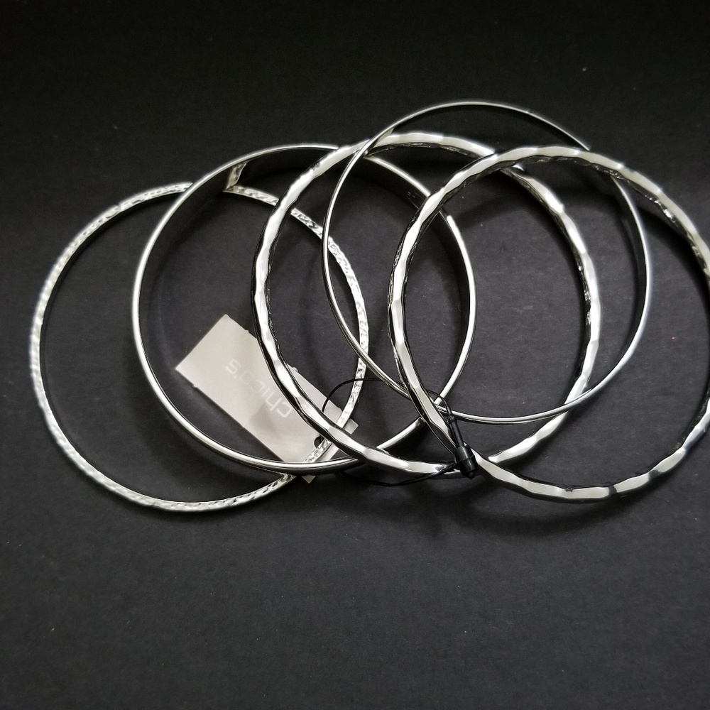 Chico's 5 Bangle bracelet